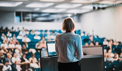 10 Digital Marketing Conference Speakers